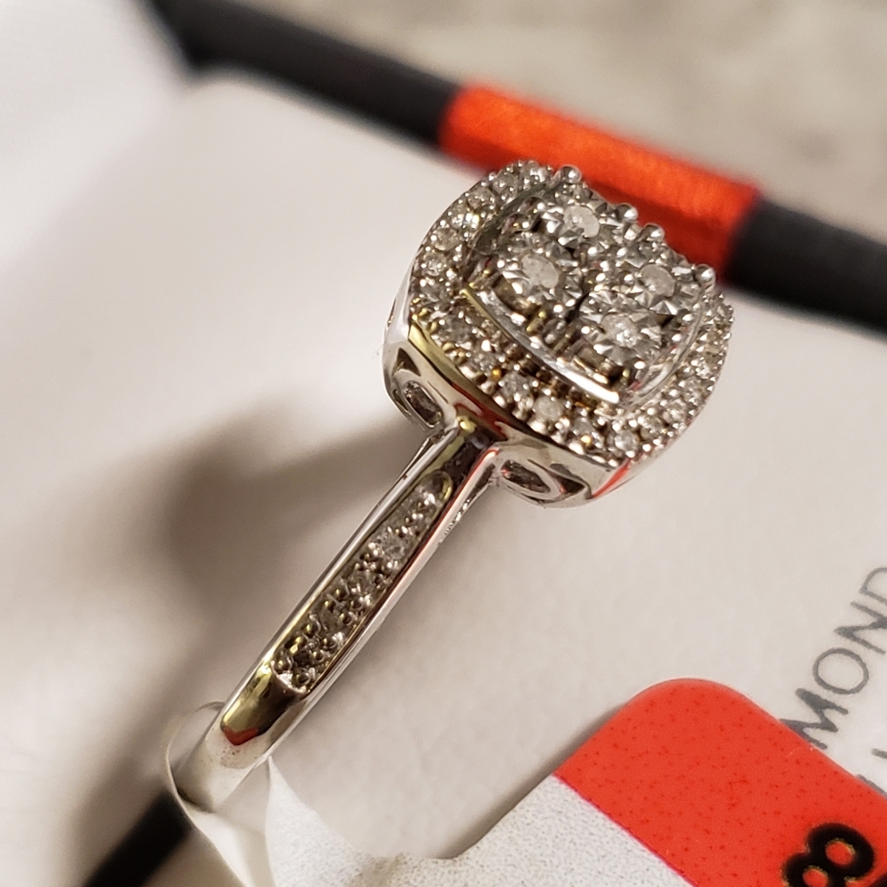 New Genuine.35ctw Diamonds in Solid .925 Silver